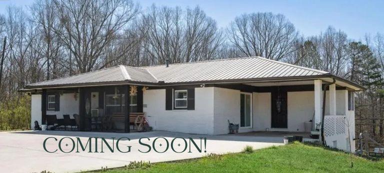 5042 Hopewell Rd., Murrayville, GA 30564