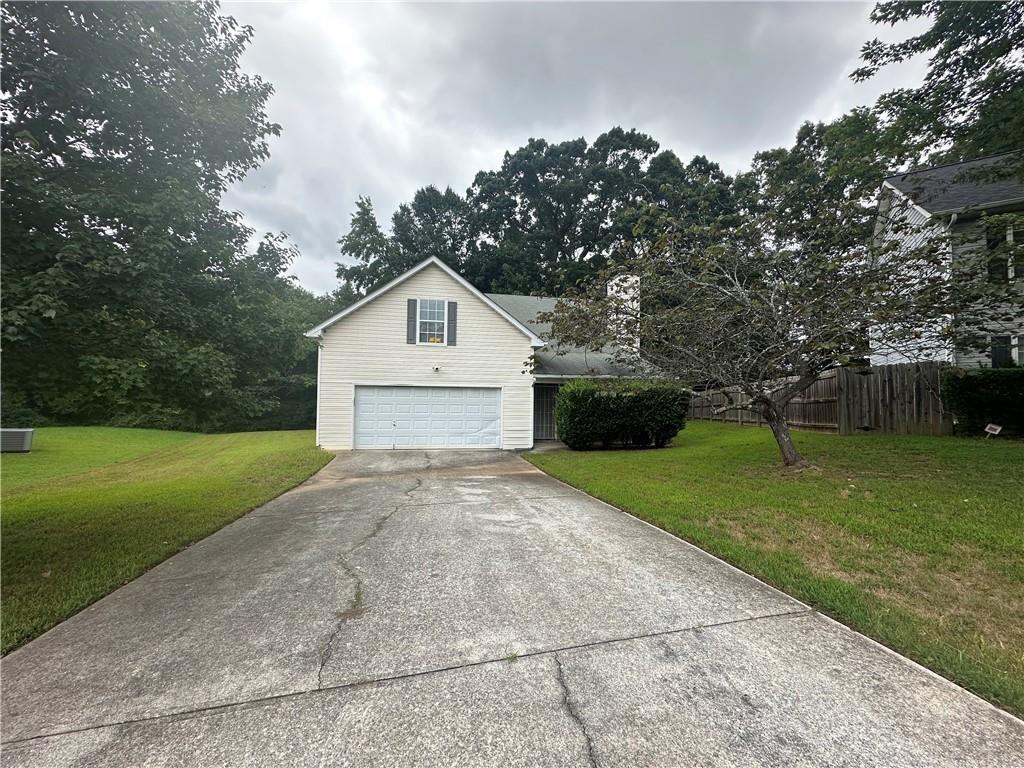 5149 Seashell Ln., Atlanta, GA 30349