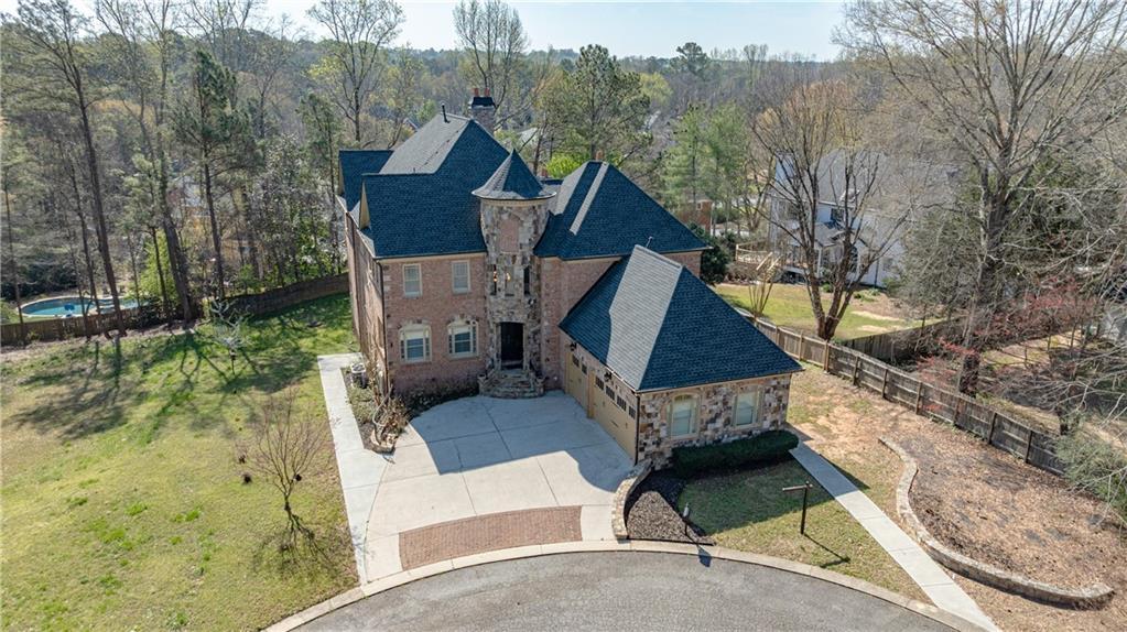 7611 Regency Cir., Atlanta, GA 30350