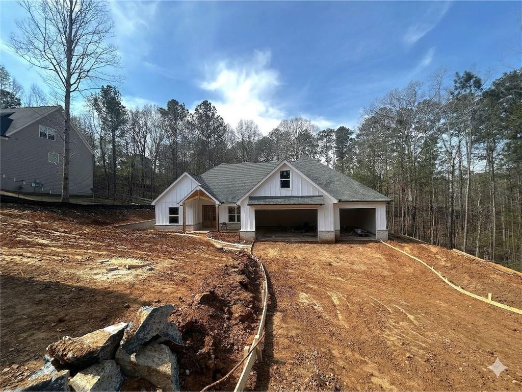 239 Principal Meridian Dr., Dallas, GA 30132
