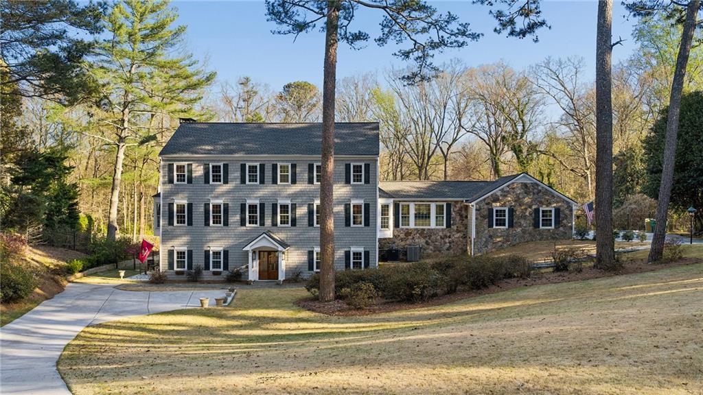 555 Valley Hall Dr., Sandy Springs, GA 30350