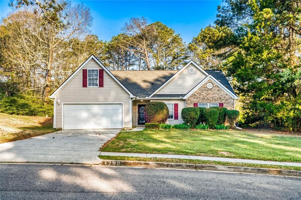 1298 Sierra Ridge Pl., Loganville, GA 30052