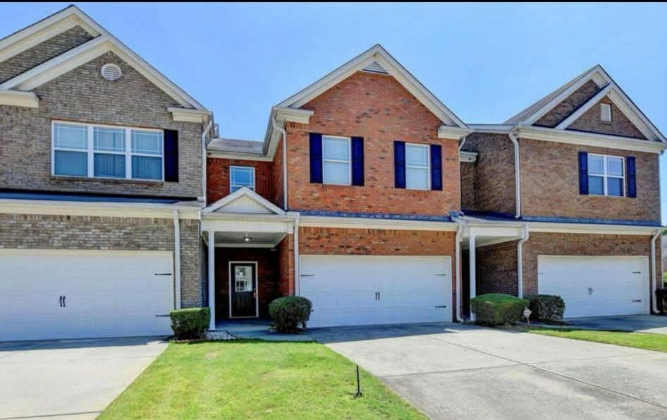 233 Greenview Ln., Lawrenceville, GA 30046