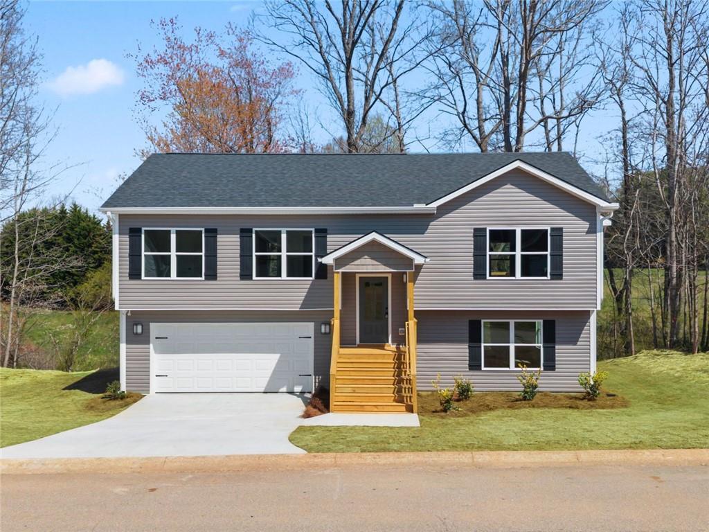 226 Highland Pointe Dr., Alto, GA 30510