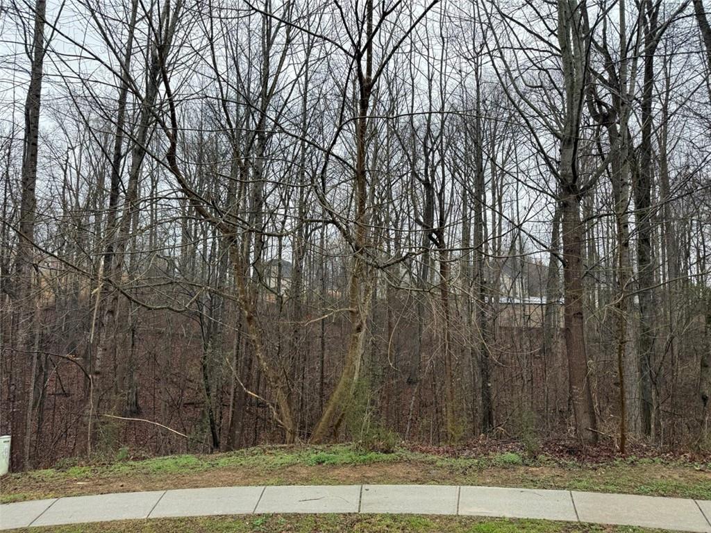 4638 Enfield Dr., Gainesville, GA 30506