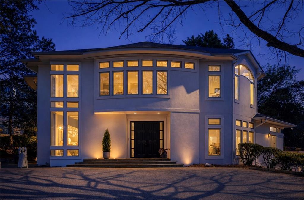 35 Robin Hood Rd., Atlanta, GA 30309