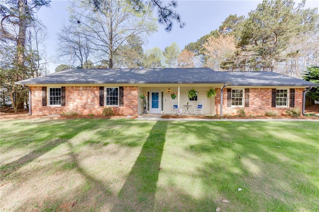 5602 Pepper Tree Ln., Oakwood, GA 30566