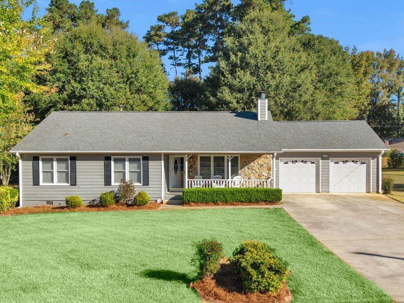 6683 Homestead Rd., Rex, GA 30273