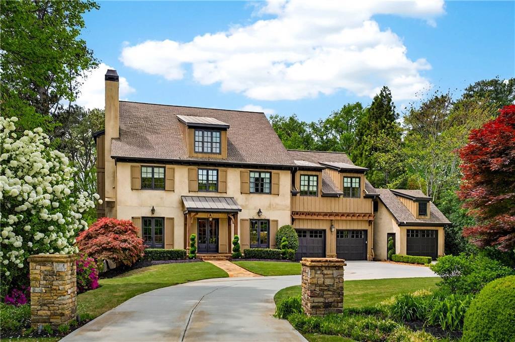 4868 Merlendale Dr., Atlanta, GA 30327