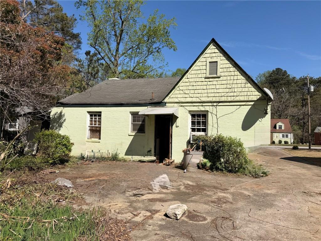 2519 Sylvan Rd., East Point, GA 30344