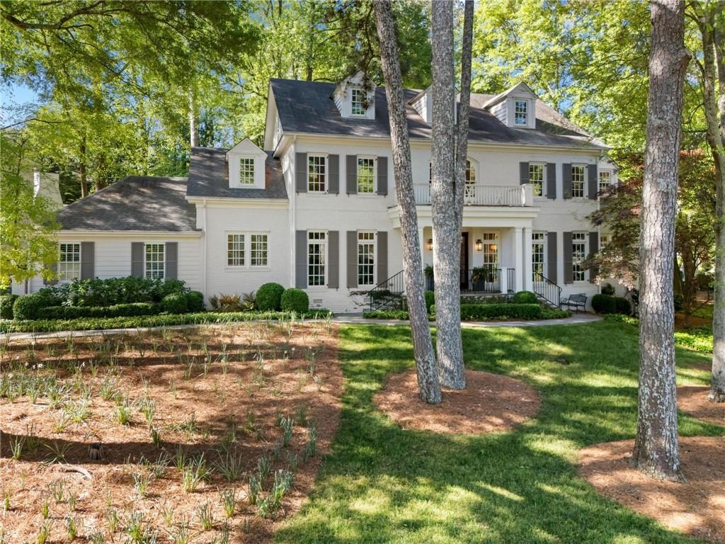 2591 Hyde Manor Dr., Atlanta, GA 30327