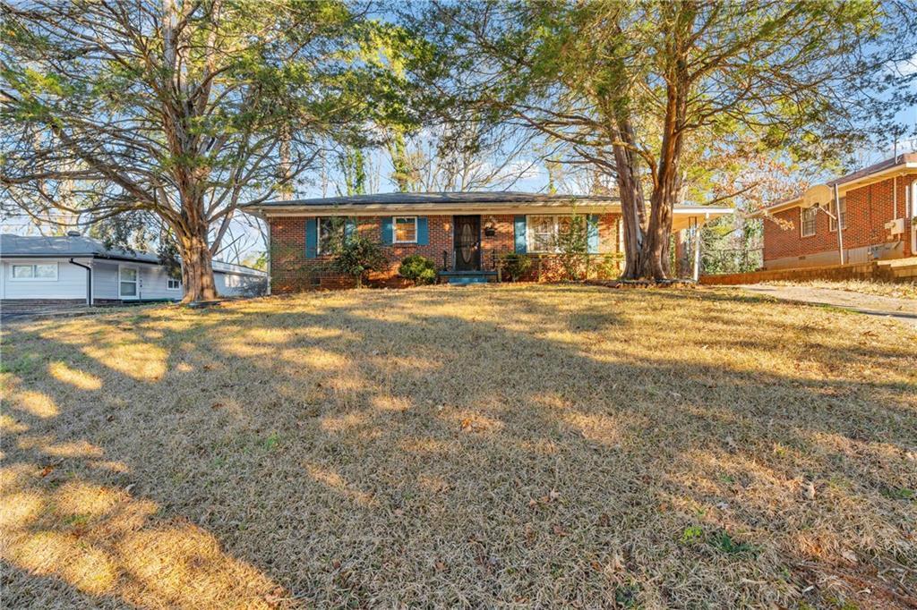 1673 Flintwood Dr., Atlanta, GA 30316