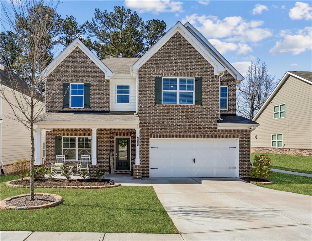 625 Clark Lake Estates Dr., Grayson, GA 30017