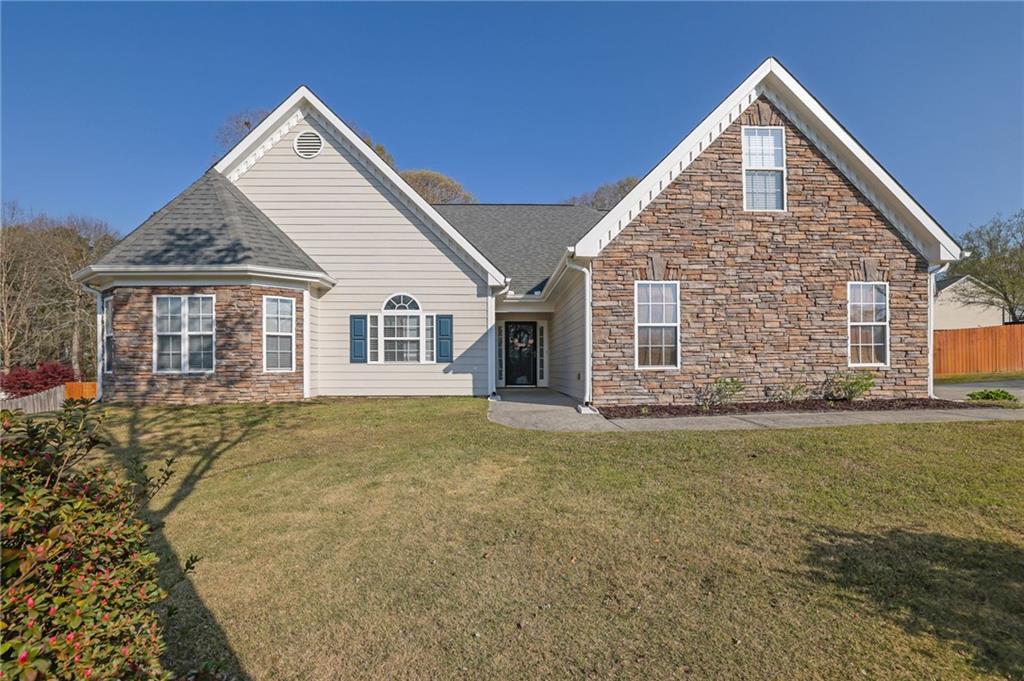 1496 Anita Bluff Cir., Lawrenceville, GA 30045