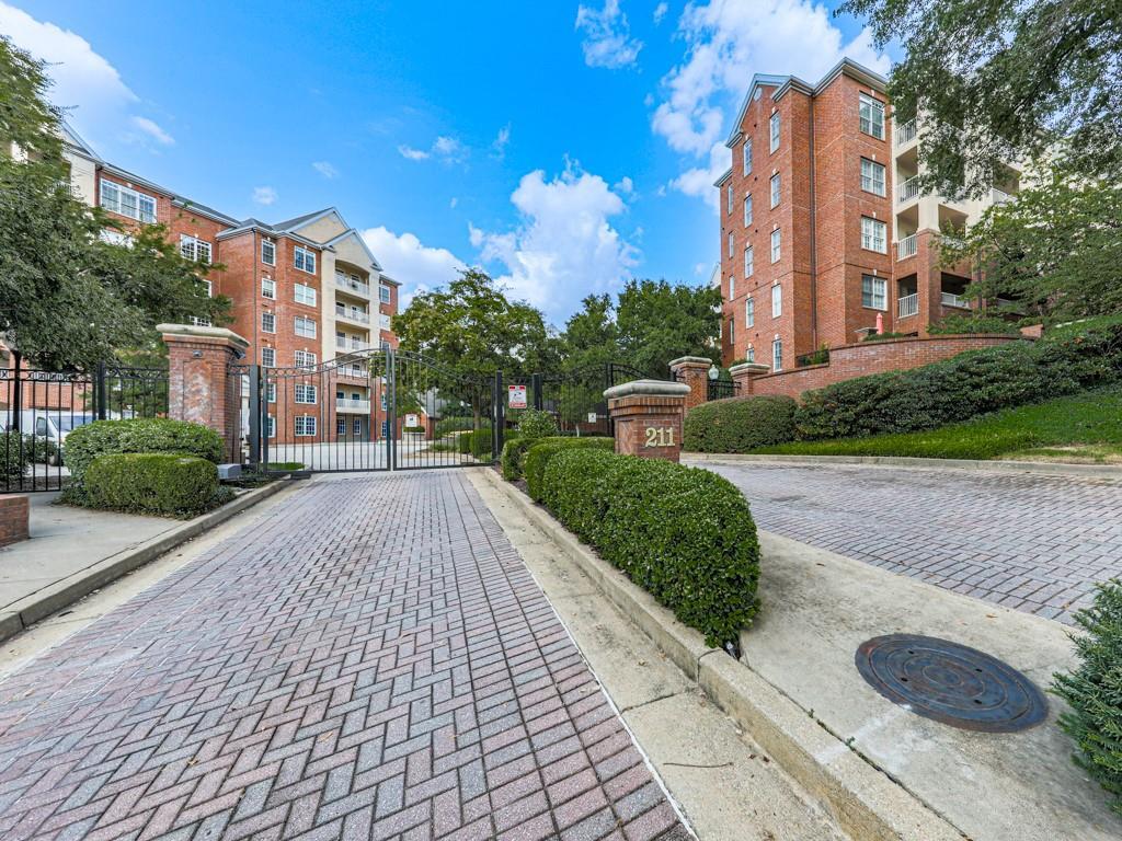 211 Colonial Homes Dr. #2501, Atlanta, GA 30309
