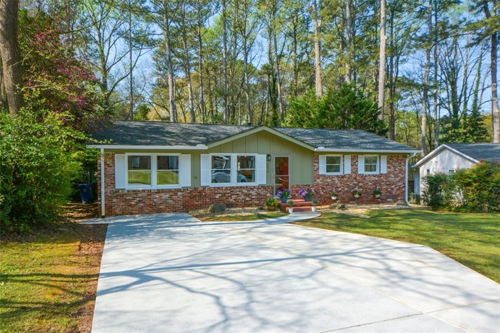 2899 Fantasy Ln., Decatur, GA 30033