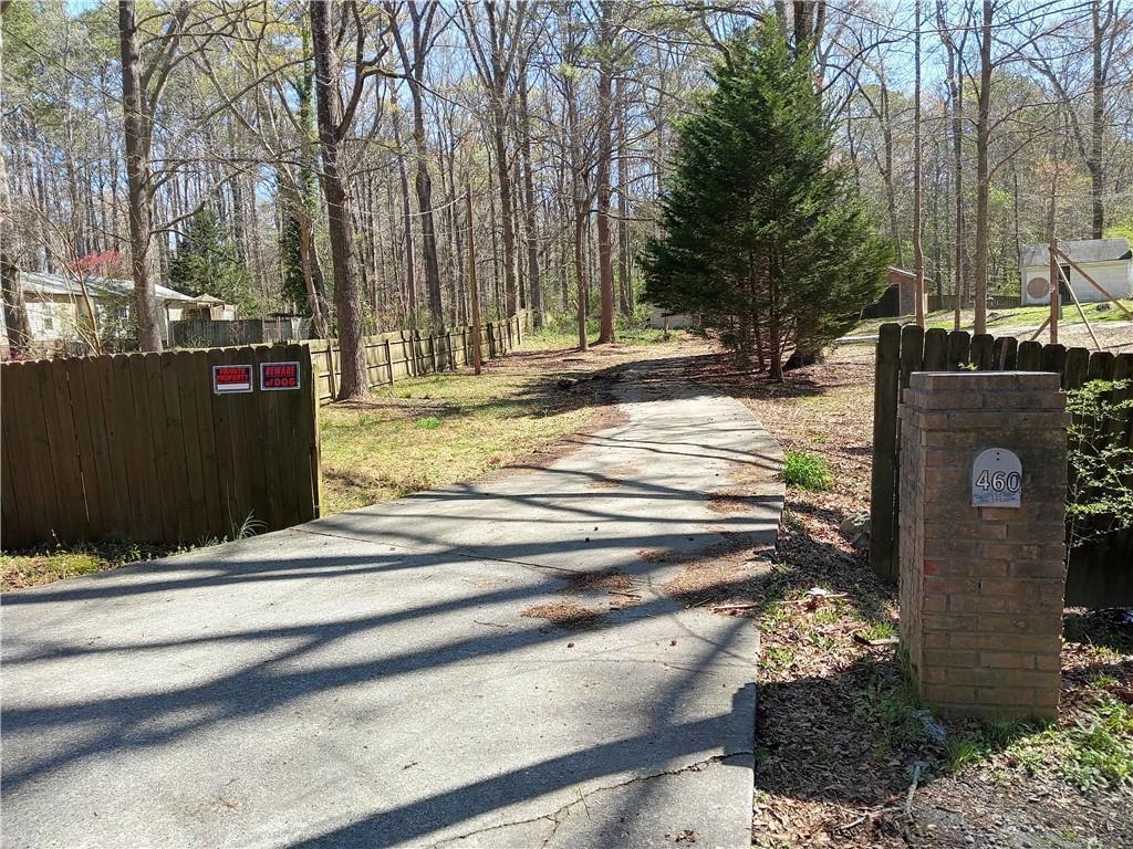 460 Dot Dr., Atlanta, GA 30349