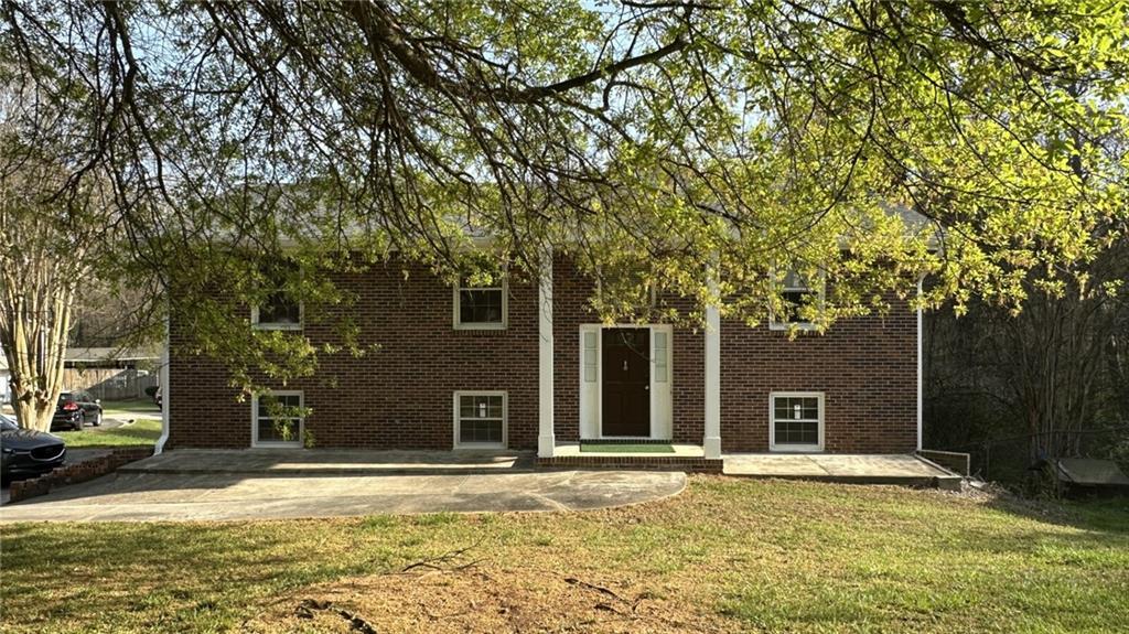 3602 Cainview Dr., Lawrenceville, GA 30044