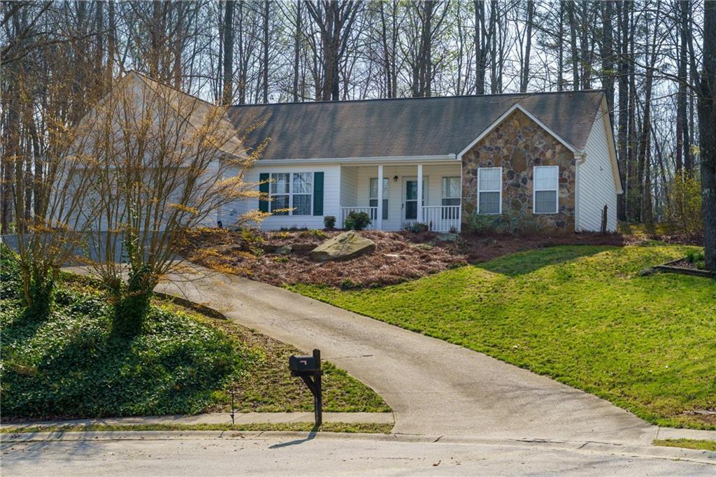 1392 Nunnally Tr., Monroe, GA 30655