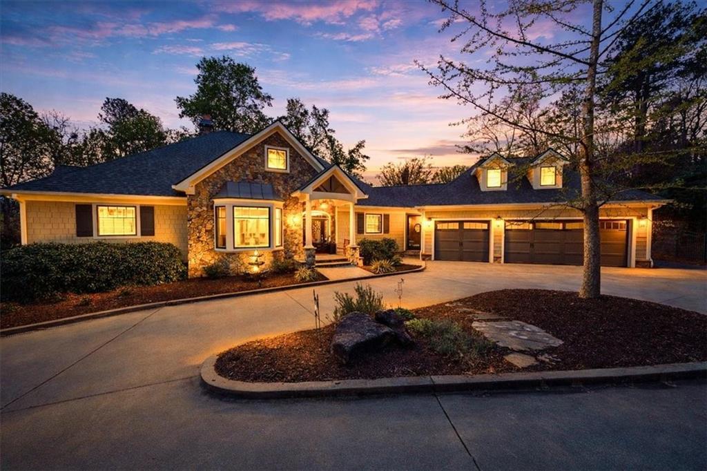 4833 Propes Dr., Oakwood, GA 30566