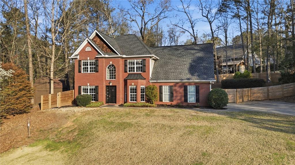 27 Meadows Ct., Dawsonville, GA 30534
