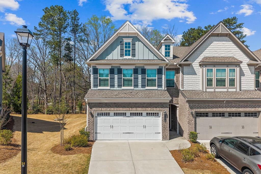 6298 Lanier Harbor Lndg, Buford, GA 30518
