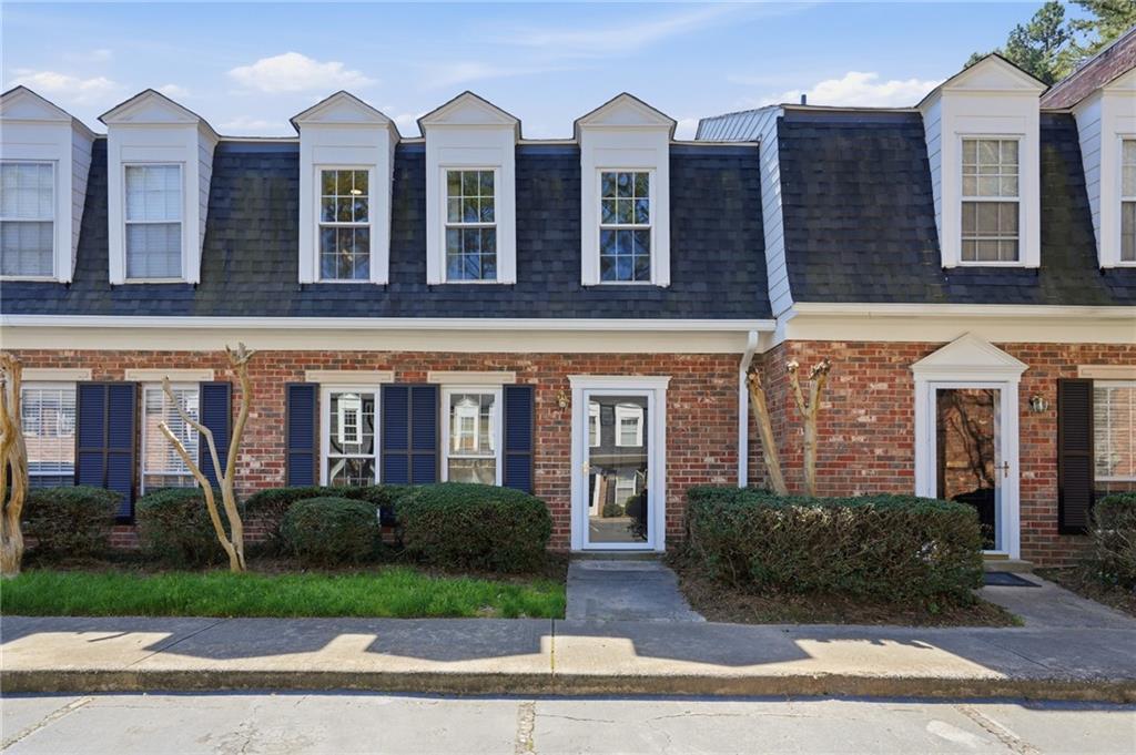 5 Independence Pl., Atlanta, GA 30318