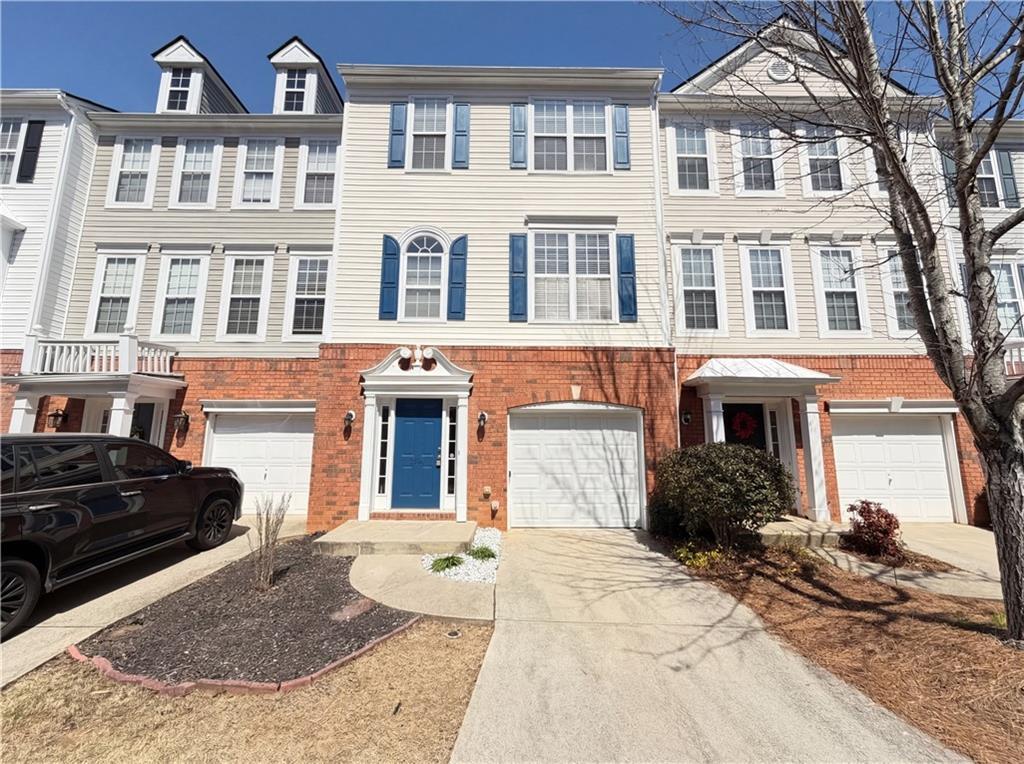 3366 Lathenview Ct., Alpharetta, GA 30004