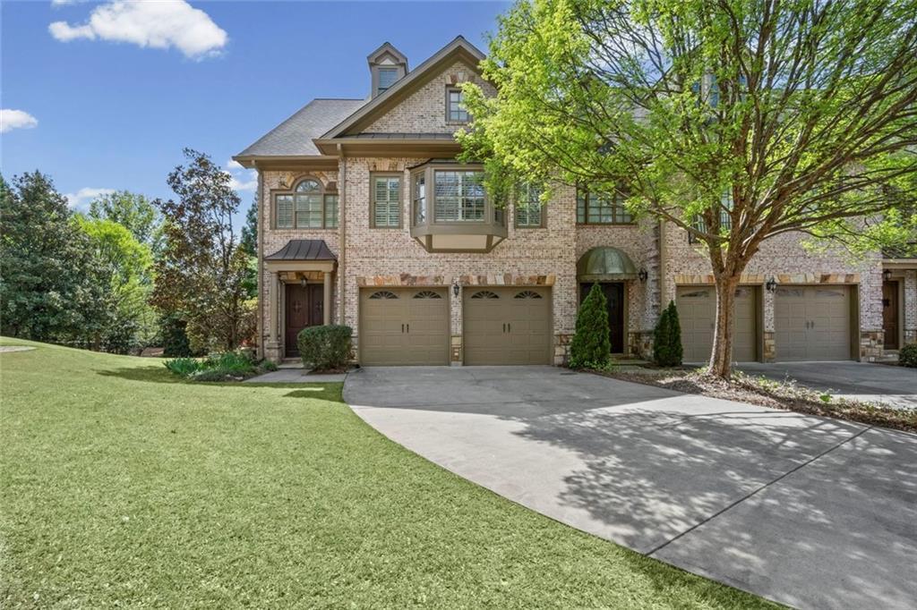 6305 Clapham Ln., Johns Creek, GA 30097