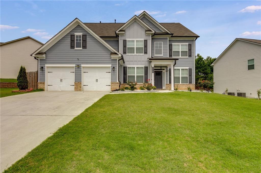 245 Crestbrook Ln., Dallas, GA 30157