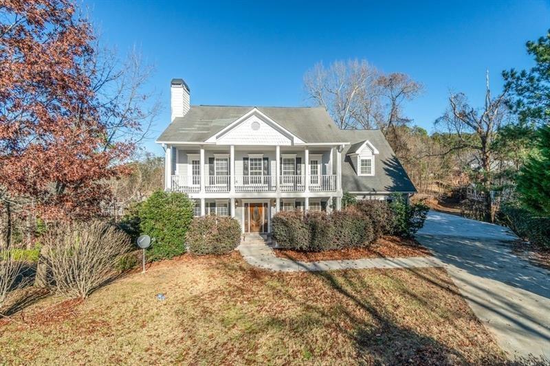 1715 Settindown Dr., Roswell, GA 30075