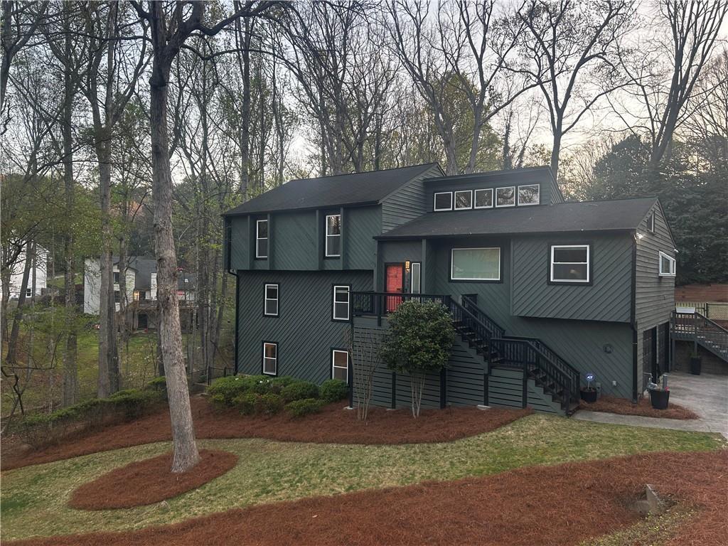 125 Brier Ct., Roswell, GA 30076