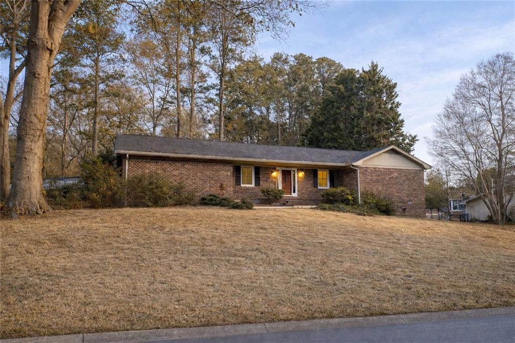 370 Merrydale Dr., Marietta, GA 30064
