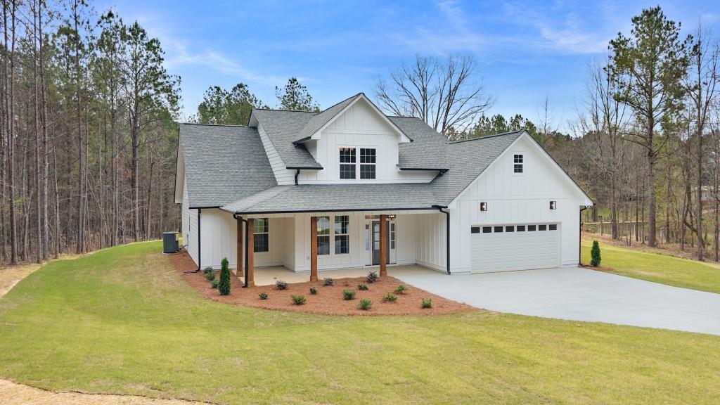 764 Everett Springs Rd., Calhoun, GA 30701