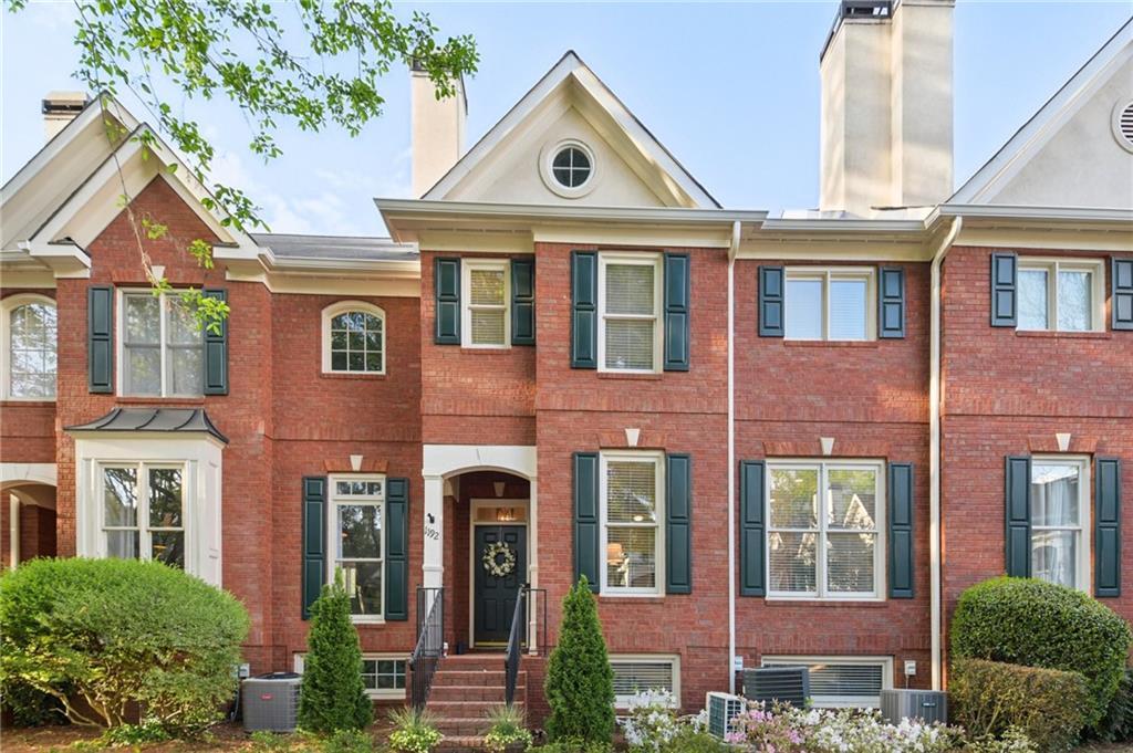 1192 Brookhaven Glen, Atlanta, GA 30319
