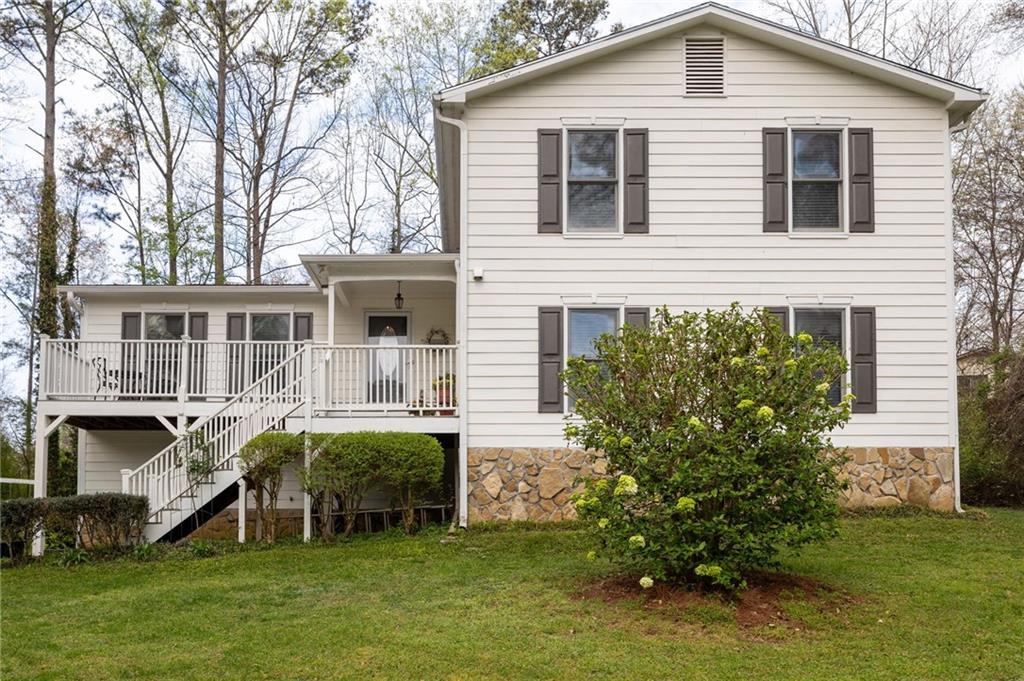 916 Andover Ct., Woodstock, GA 30188