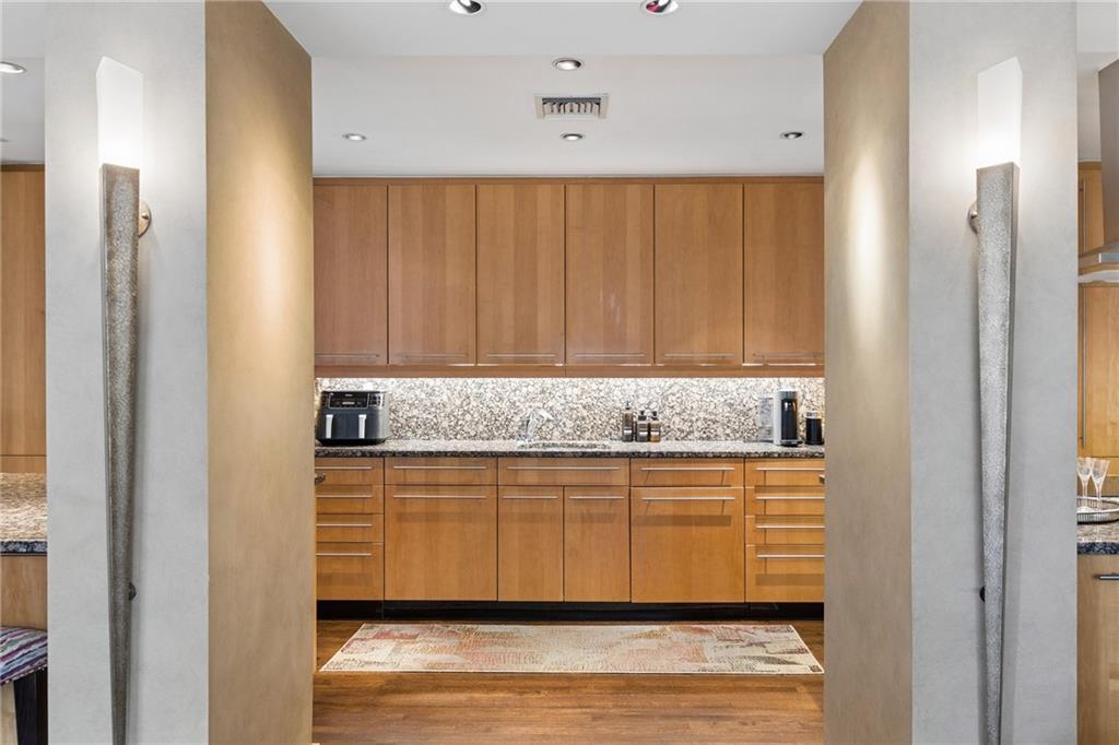 145 15th St. #824, Atlanta, GA 30309