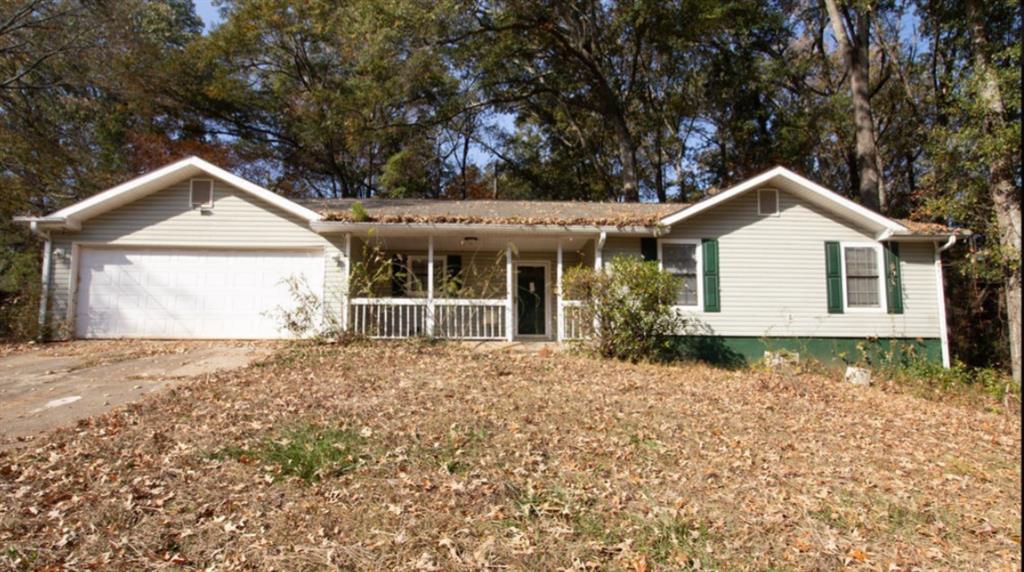 126 Wildwood Rd., Stockbridge, GA 30281