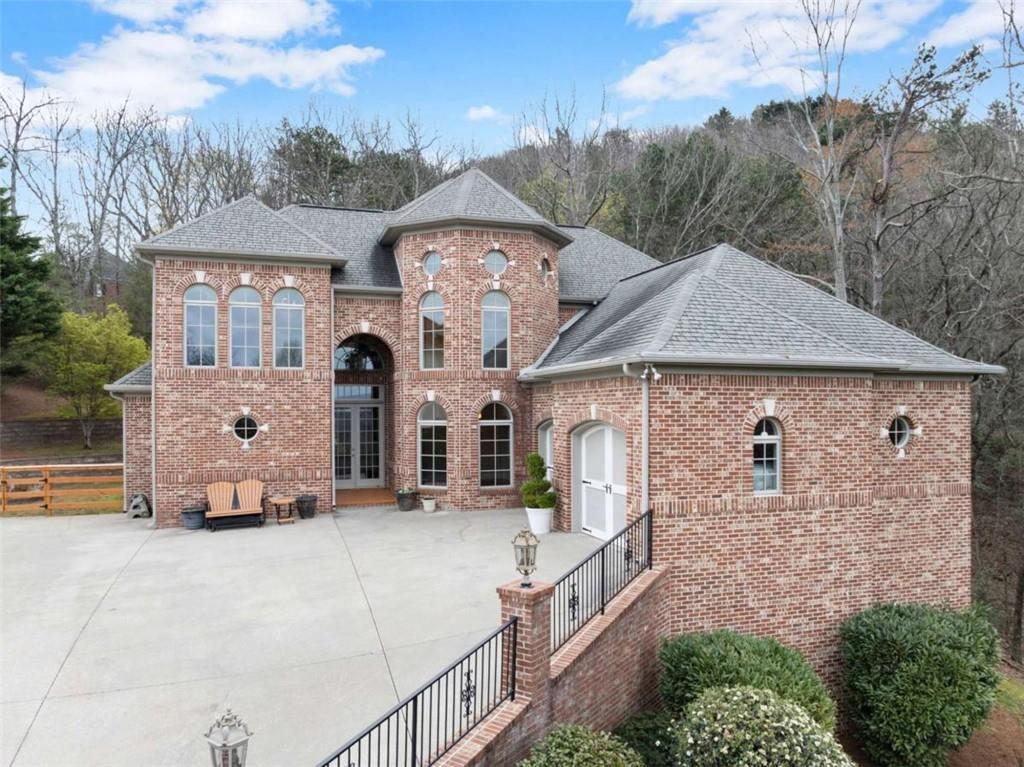 777 Oak Pointe Dr., Cleveland, GA 30528