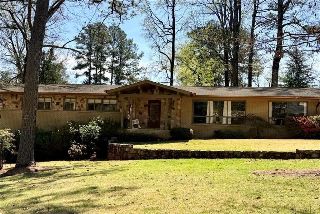 2744 Pinestream Dr., Marietta, GA 30068