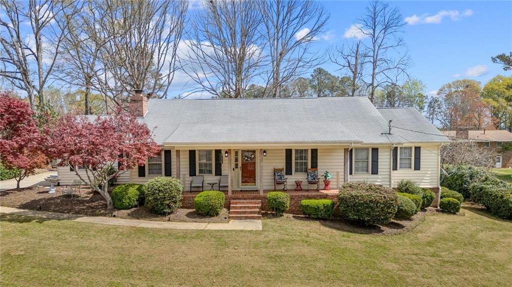 112 W Allison Cir., Carrollton, GA 30116