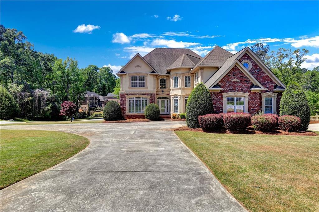 2104 Autumn Chase Dr., Stockbridge, GA 30281