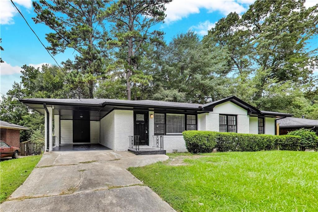 3110 Rollingwood Ln., Atlanta, GA 30316