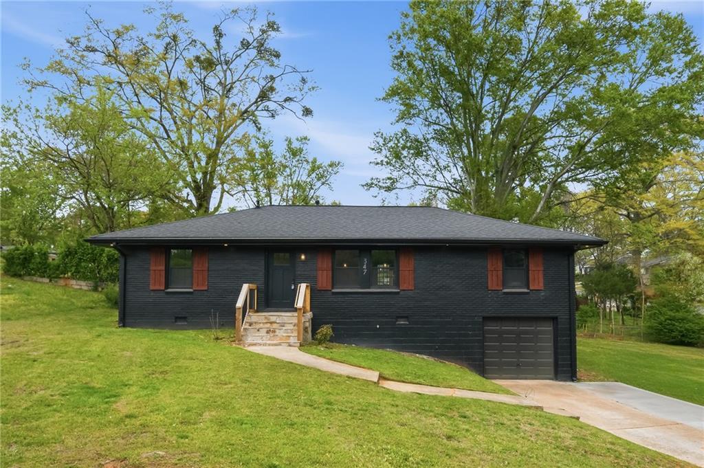 347 Scott Dr., Marietta, GA 30067