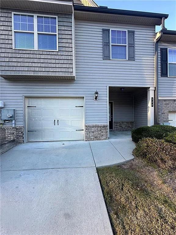 348 Turtle Creek Dr., Winder, GA 30680