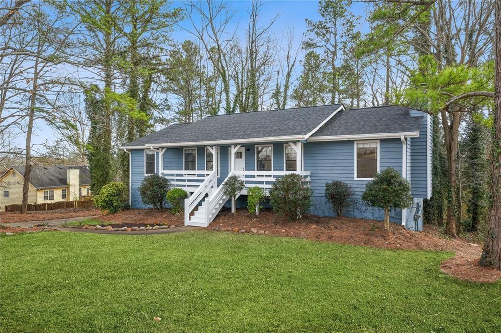 6595 Oakwood Dr., Douglasville, GA 30135