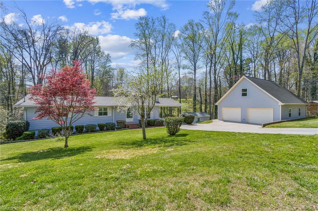 3335 Dogwood Cir., Cumming, GA 30041