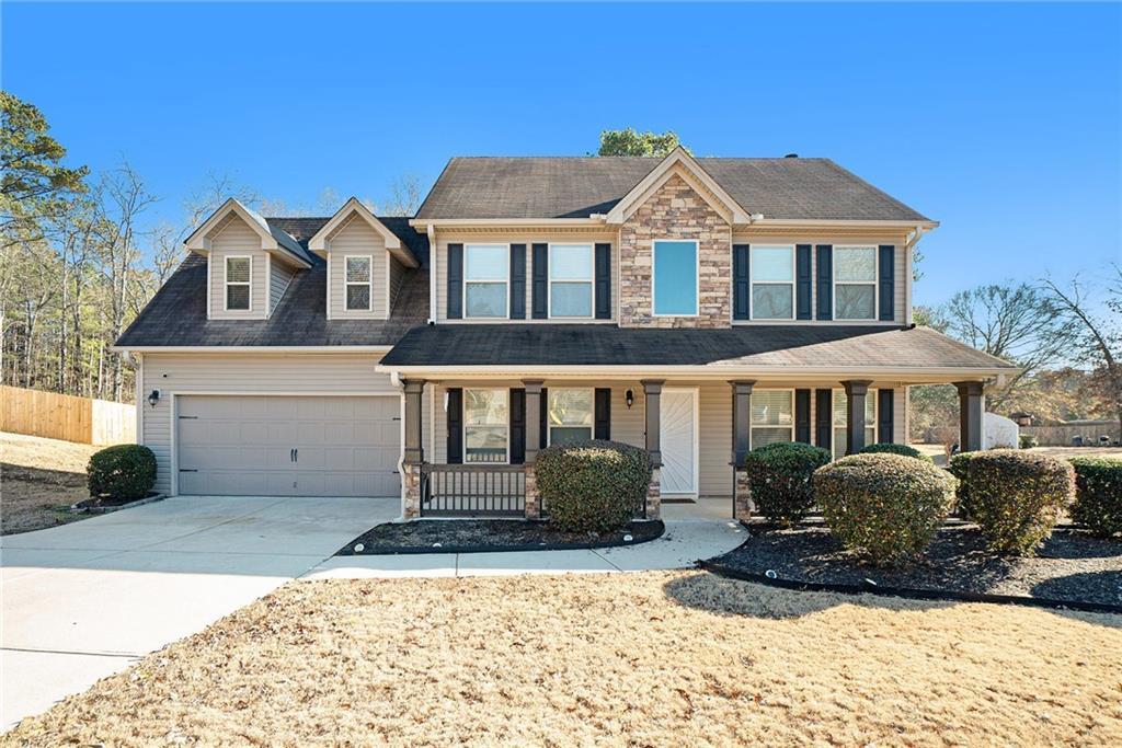 1504 Cedar Creek Dr., Loganville, GA 30052