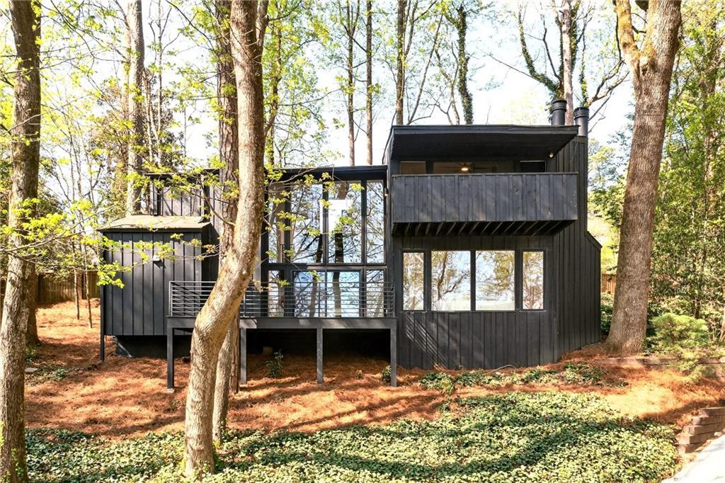 5020 Vallo Vista Ct., Atlanta, GA 30342