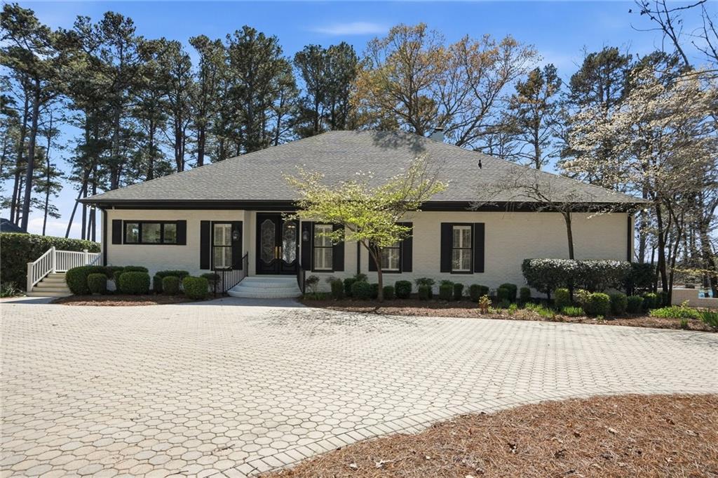 6525 Holland Dr., Cumming, GA 30041